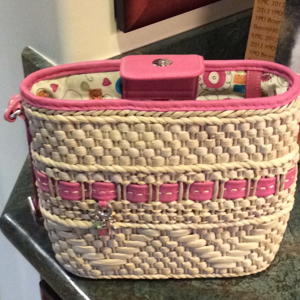 Brighton straw bag with pink leather accents
